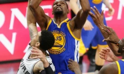 Kevin Durant, l'un des artisans de la qualification des Golden State Warriors pour la finale NBA face aux Spurs, le 22 mai 2017 à San Antonio
