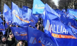 Manifestation de policiers à Paris le 18 janvier 2024 pour réclamer des compensations financières à leur mobilisation pendant les Jeux olympiques et paralympiques de Paris cet été