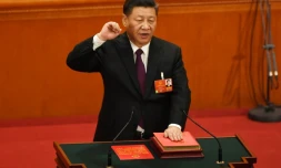 Le président chinois Xi Jinping prête serment après avoir été réélu, le 17 mars 2018 à Pekin