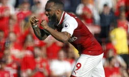 L'attaquant français d'Arsenal Alexandre Lacazette vient de marquer contre Burnley en Premier League, le 6 mai 2018 à Londres
