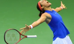 La Française Caroline Garcia victorieuse de la Belge Elise Mertens en Fed Cup, le 10 février 2019 à Liège 