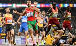 Le Portugais Isaac Nader (à gauche) en finale du 1500 m masculin lors des Mondiaux de Tokyo, le 17 septembre 2025