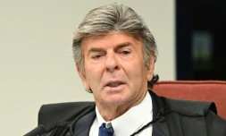 Le juge de la Cour suprême du Brésil Luiz Fux s'exprime lors de la session de vote au procès de l'ancien président Jair Bolsonaro, le 10 septembre 2025 à Brasilia