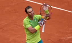 Rafael Nadal après sa victoire contre l'Australien Jordan Thompson sur le court Philippe-Chatrier de Roland-Garros à Paris le 23 mai 2022 