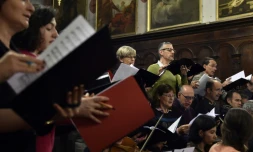 Chanteurs et musiciens interprĂȘtent une cantate de Bach le 7 fĂ©vrier 2016 Ă l'Ă©glise Saint-ExupĂšre, Ă Toulouse