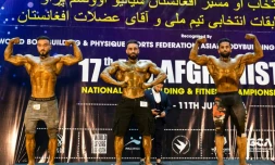 Des culturistes afghans participent au concours de Mr Afghanistan à Kaboul, le 10 juillet 2024