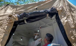 Test sur le coronavirus pratiqué à Sao Goncalo, le 4 décembre 2020