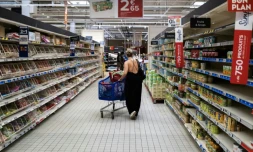 Chaque année, des négociations commerciales ont lieu entre les entreprises agroalimentaires (du petit producteur de charcuterie aux géants Unilever, Nestlé ou Coca-Cola) et leurs clients supermarchés (E.Leclerc, Carrefour, Intermarché ou Système U)