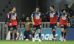 Renato Sanches fête avec ses coéquipiers le but de la victoire lilloise contre Montpellier à Villeneuve-d'Ascq, le 13 décembre 2019