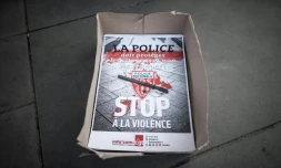 Des affiches d'"Info'com-CGT" dans un carton place de la République le 19 avril 2016 à Paris