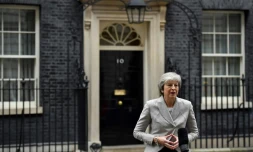 La Première ministre britannique Theresa May devant le 10 Downing Street à Londres, le 22 novembre 2018