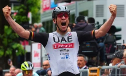 L'Allemand Pascal Ackermann remporte au sprint la 11e étape du Giro, le 17 mai 2023 à Tortone  