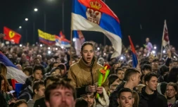 Des manifestants participent à une marche pour la justice de Belgrade à Novi Sad organisée par des étudiants, à leur arrivée à Novi Sad, le 31 janvier 2025