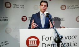 Thierry Baudet, fondateur et dirigeant du Forum pour la démocratie (FvD), premier parti au Sénat au Pays-Bas, au cours d'une conférence de presse à Zeist, le 21 mars 2019.