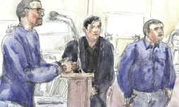 Croquis d'audience montrant Samuel Dufour (G), Esteban Morillo (C) et Alexandre Eyraud (D) lors de leur procès à Paris le 4 septembre 2018