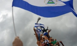 Des manifestants nicaraguayens participent à une marche nationale "Unis nous sommes un volcan" à Managua au Nicaragua, le 12 juillet 2018