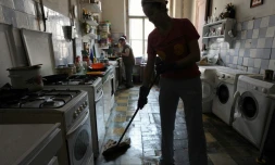 Cuisine d'un appartement communautaire à Saint-Pétersbourg, en Russie, le 16 avril 2016