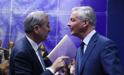 Le gouverneur de la Banque de France Francois Villeroy de Galhau et le ministre de l'Economie Bruno Le Maire, lors d'une conférence à Paris le 16 juillet 2019