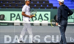 Le capitaine de l'équipe de France de Coupe Davis Yannick Noah lors d'une séance d'entraînement, le 13 septembre 2018 à Lille