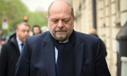 Le ministre de la Justice Eric Dupond-Moretti arrive à la Cour de justice de la République, le 29 mars 2022 à Paris