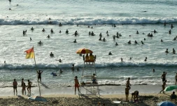 Plage de Biarritz (Pyrénées-Atlantiques) le 23 août 2023. 30 à 35 degrés sont attendus dans le sud-ouest le 1er octobre 2023