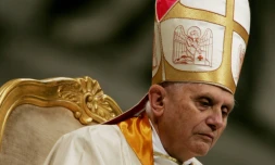 Le cardinal allemand Joseph Ratzinger, l'actuel pape émérite Benoît XVI, au Vatican le 26 mars 2005
