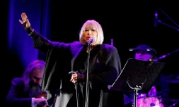 La chanteuse et actrice britannique Marianne Faithfull en concert au Bataclan, le 25 novembre 2016 à Paris