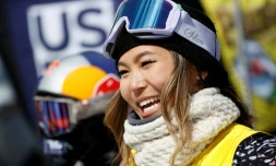 L'Américaine Chloé Kim, championne olympique de snowboard, est victime chaque jour d'insultes racistes sur les réseaux sociaux, sur fond de vague de violence anti-asiatique aux Etats-Unis