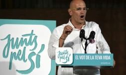 Le leader indépendantiste Raul Romeva lors d'un meeting à Barcelone, le 27 septembre 2015 en Espagne
