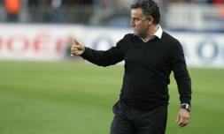 L'entraĂźneur de Saint-Etienne Christophe Galtier lors du match face Ă Bastia au stade Armand Cesari, le 16 avril 2016