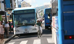 Bus en ville de Saint-Denis