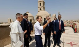 Le président français Emmanuel Macron dans une église catholique de Mossoul, en Irak, le 29 août 2021