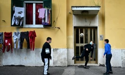 Impatiente et craintive, l'Italie prépare son déconfinement