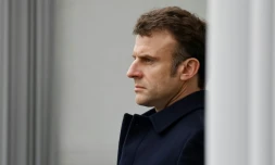 Le président Emmanuel Macron assiste à une cérémonie le 31 mars 2023 sur la base du GIGN à Versailles-Satory (Yvelines)