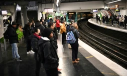 Les députés ont adopté plusieurs mesures visant à améliorer la sécurité dans les transports, dont l'autorisation pour les forces de sécurité de la SNCF et de la RATP de procéder à des palpations