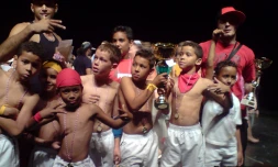 Les membres du groupe Hip hop génération 430 du Tampon - Photo D.R.