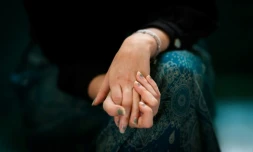 Parmi les Français concernés par des problÚmes de santé mentale en 2026, 64% des 18-24 ans disent avoir été confrontés à des "délais d'attente trop longs" pour accéder à un psychiatre