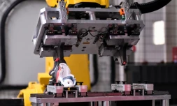 Une machine en action sur un site du Cetia à Hendaye, dans les Pyrénées-Atlantiques, le 4 septembre 2023