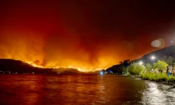 Le feu McDougall Creek à West Kelowna, en Colombie-Britannique, le 17 août 2023 au Canada