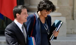 Le Premier ministre Manuel Valls et la ministre du Travail Myriam El Khomri, le 25 mai 2016 à Paris