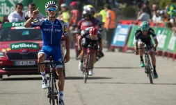 Le Français Julian Alaphilippe après une victoire d'étape pendant la Vuelta, le 26 août 2017 Castalla