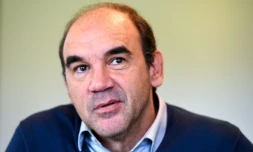 Le manager des Girondins de Bordeaux Ricardo donne une interview lors d'une séance d'entraînement le 16 novembre 2018