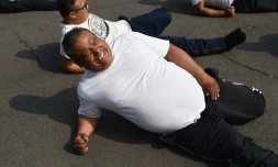 Des policiers en plein effort à Mexico, le 11 décembre 2019 dans le cadre d'un programme pour leur faire perdre du poids