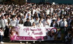 Marche blanche en hommage à l'agricultrice et à sa fille accidentellement décédées sur un barrage d'agriculteurs, le 27 janvier 2024 à Pamiers dans l'AriÚge