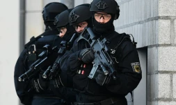 Des policiers allemands à Berlin, le 16 décembre 2015