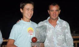 Jean-Marie Hoarau, responsable de sportif de la ligue réunionnaise de golf et Christian Verrougstraete (à gauche), sélectionné pour le pôle France de golf (Photo DR)