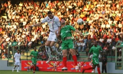 Foot- Stade Jean Ivoula à Saint-Denis - Match de gala entre la sélection de La Réunion et les Kréopolitains (joueurs réunionnais évoluant à l'extérieur)