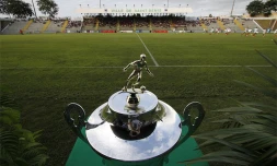 Foot- Stade Jean Ivoula à Saint-Denis - Match de gala entre la sélection de La Réunion et les Kréopolitains (joueurs réunionnais évoluant à l'extérieur)