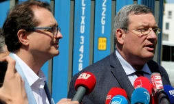 Les avocats des parents de Vincent Lambert, JérÎme Triomphe et Jean Paillot, s'expriment devant la presse le 21 mai 2019 à Reims