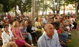 Jeudi 10 juin 2010 - Saint-Paul
Conférence de presse d'Huguette Bello